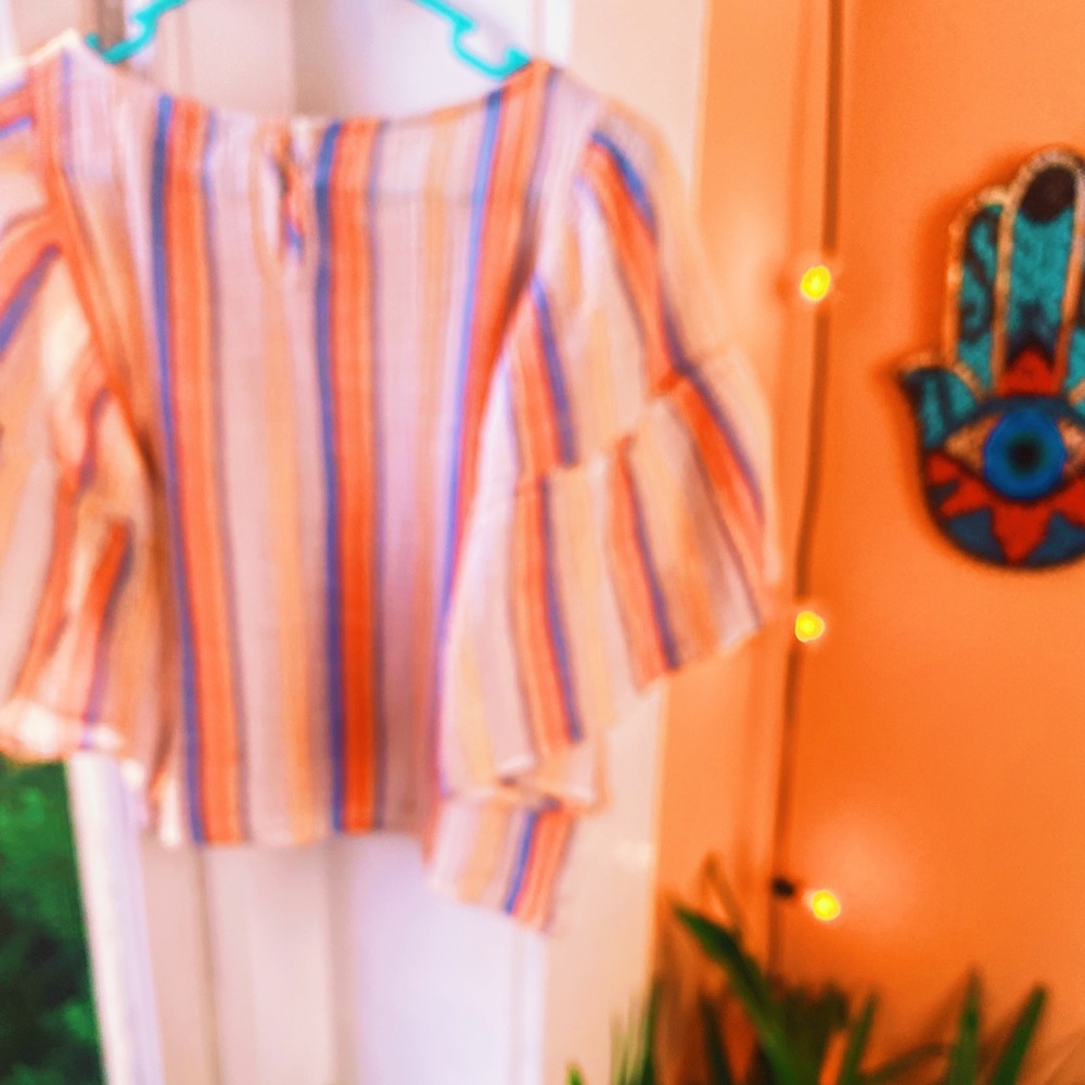 AE Pastel Top 💫 - Picture 5 of 7
